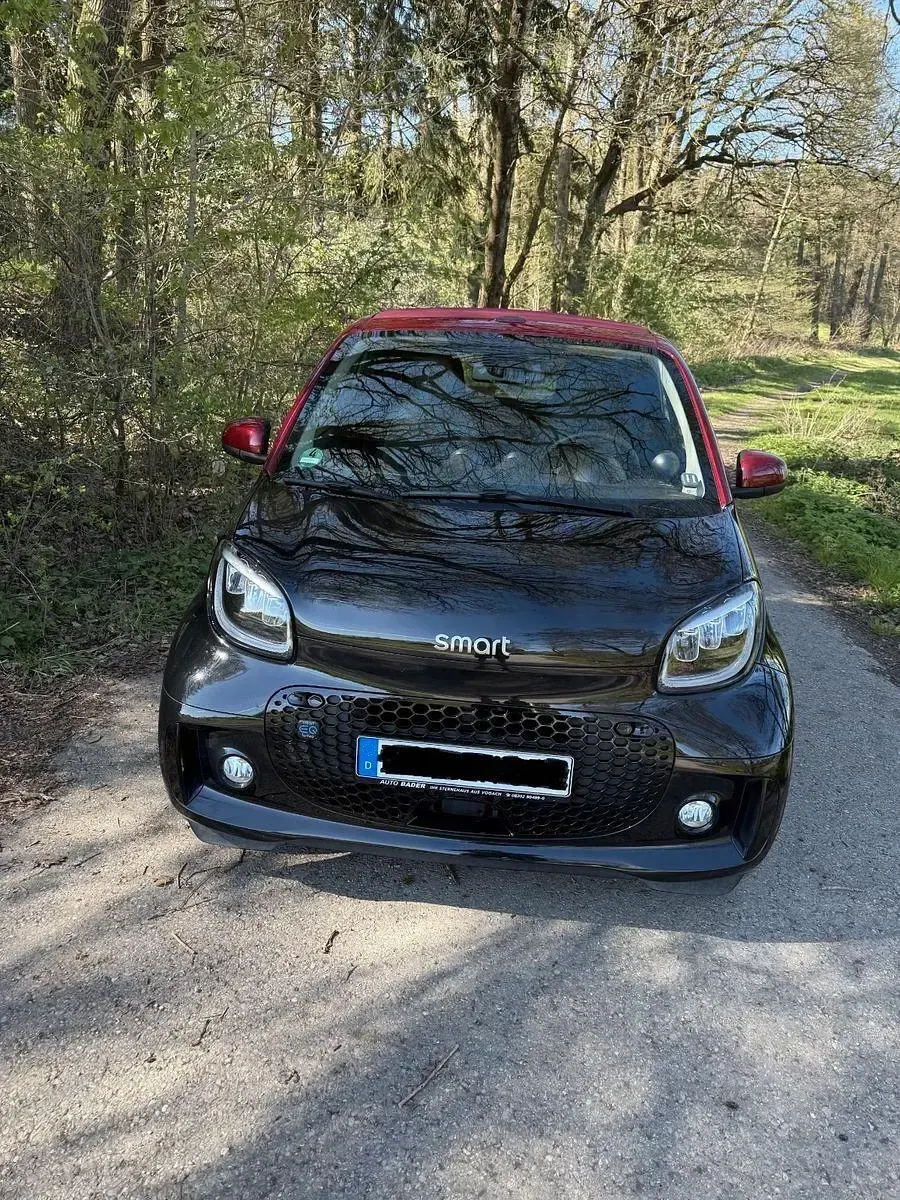 Gebraucht Smart ForTwo Coupé 60 kW (82 PS) 2023 Schwarz Cabrio