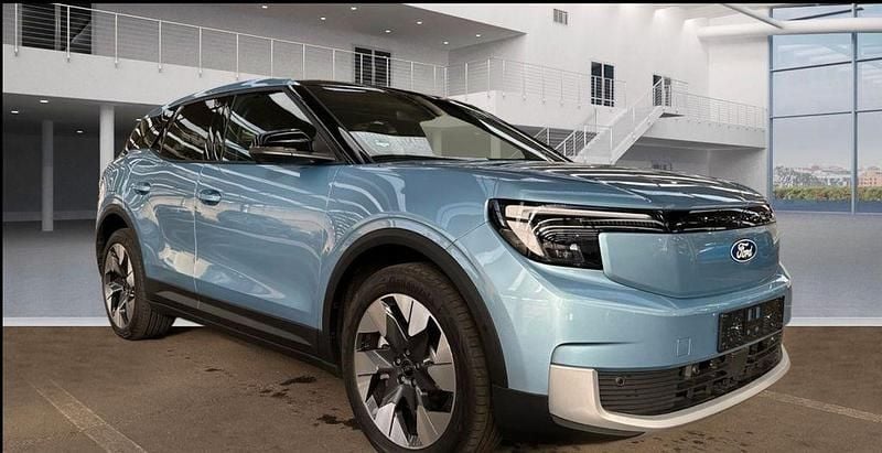 Gebraucht Ford Explorer Premium 250 kW (340 PS) 2024 Arctic blue SUV