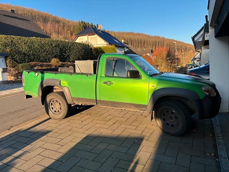 Grün Gebraucht 2011 Mazda BT-50 Abholung | 8.900 € (Fairer Preis) - Bild 1/3