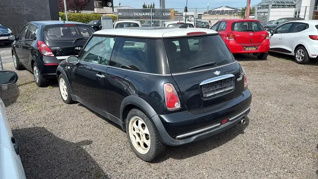 Usata Mini Cooper 116 CV (85 kW) 2006 Nero Utilitaria