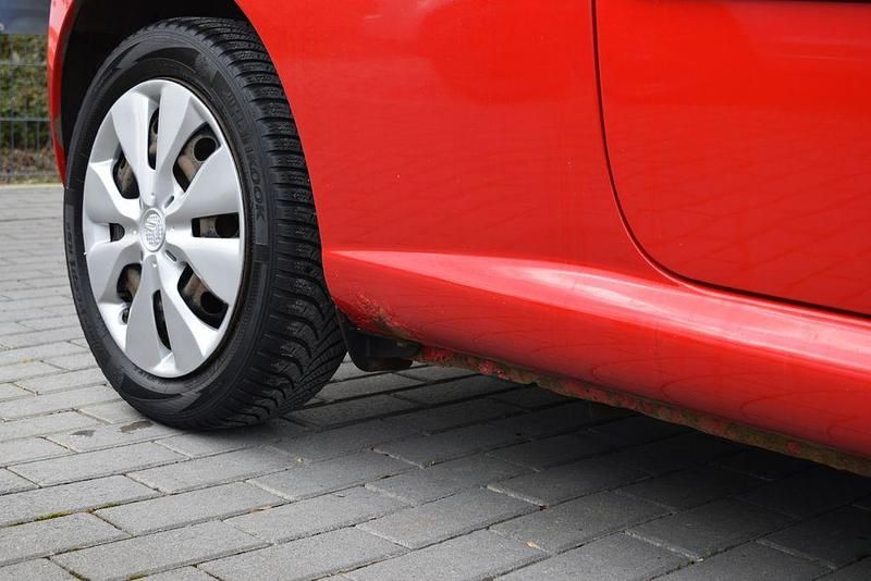 Gebraucht Citroën C1 Chic 68 PS (50 kW) 2010 Rot Kleinwagen