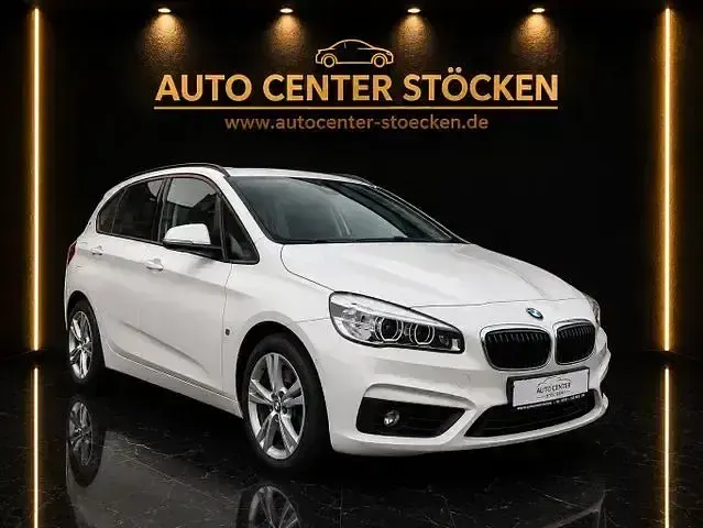 Gebraucht BMW 225 Active Tourer Advantage 136 PS (100 kW) 2017 Weiß Van / Kleinbus