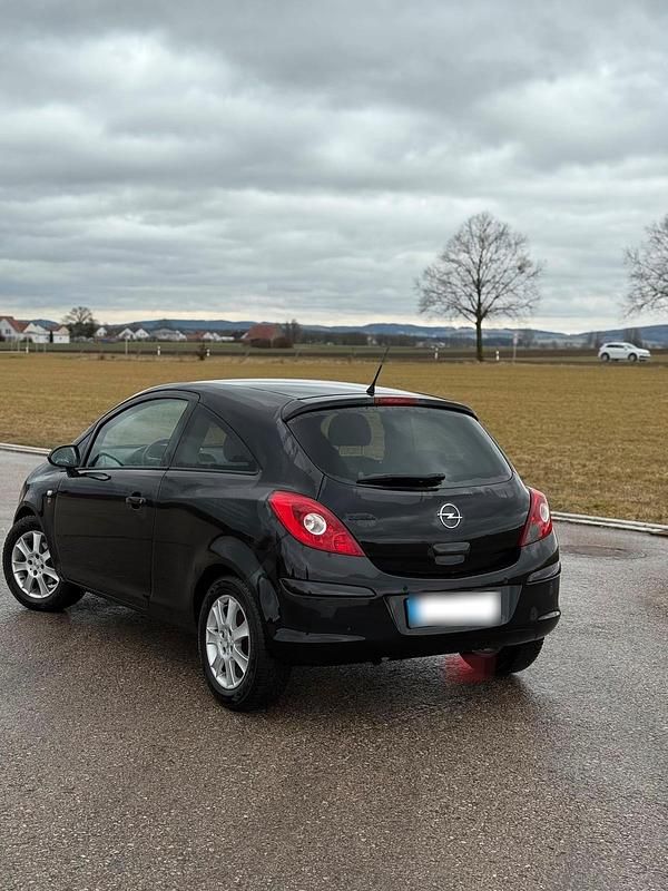 Gebraucht Opel Corsa 78 PS (57 kW) 2010 Schwarz Kleinwagen