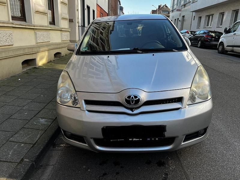 Gebraucht Toyota Corolla 177 PS (130 kW) 2006 Silber Kombi