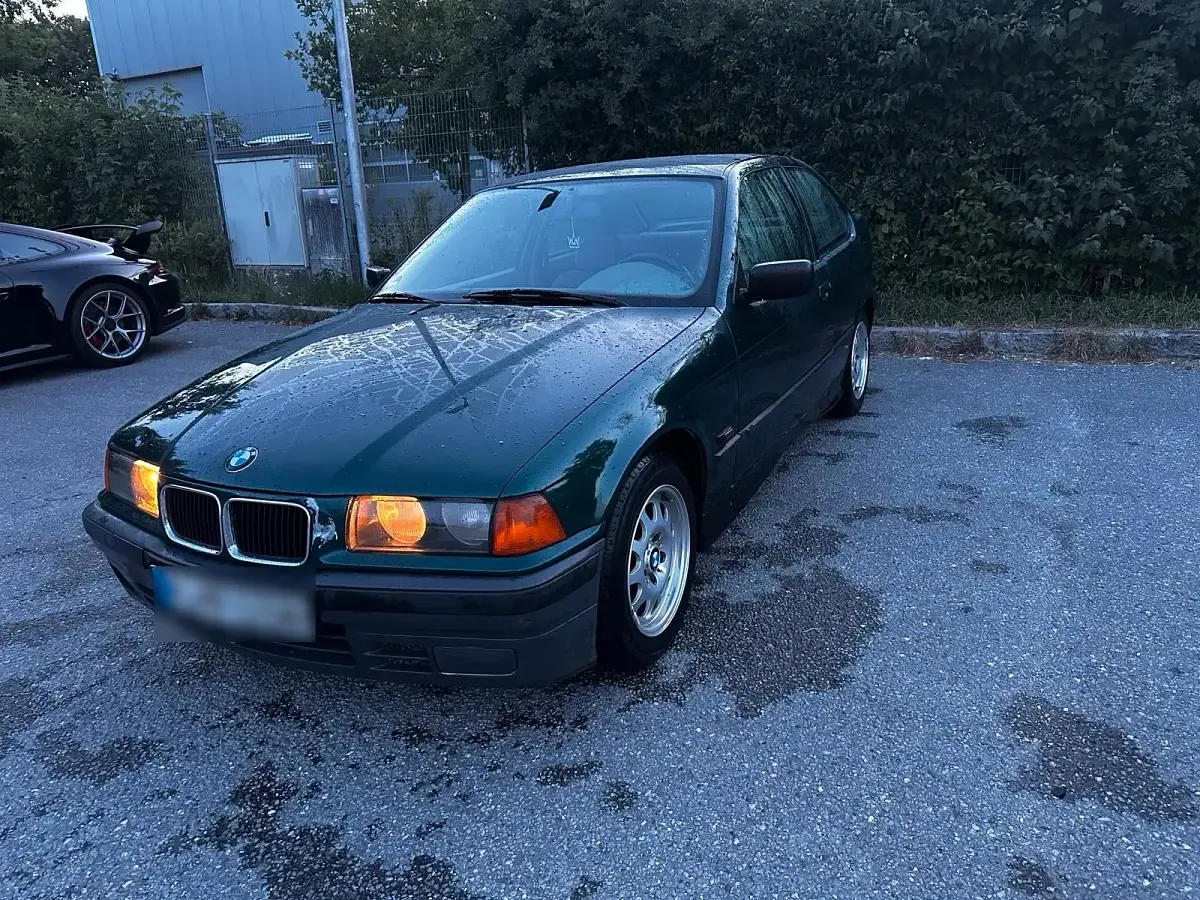 Gebraucht BMW 316 102 PS (75 kW) 1995 Grün Coupé