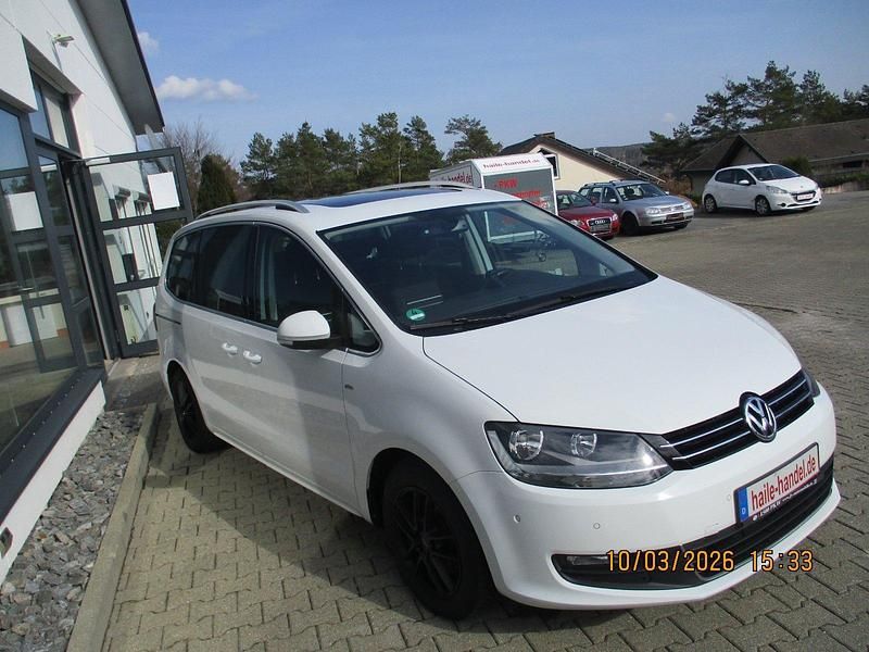 Gebraucht VW Sharan Cup 140 PS (102 kW) 2015 Weiß Van / Kleinbus