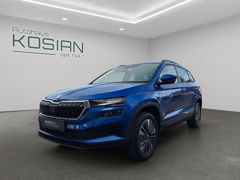 Blau Gebraucht 2024 Skoda Karoq Drive SUV | 33.960 € (Fairer Preis) - Bild 1/4
