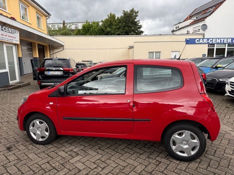Gebraucht Renault Twingo 58 PS (42 kW) 2011 Hellrot Kleinwagen
