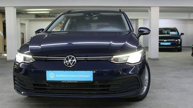 Gebraucht VW Golf VIII Life 116 PS (85 kW) 2021 Blau Kombi