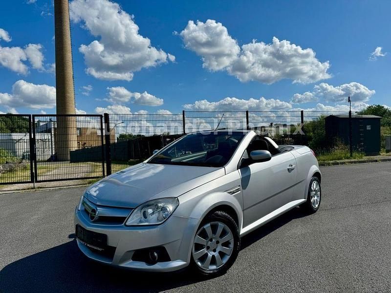 Gebraucht Opel Tigra Enjoy 90 PS (66 kW) 2005 Silber Cabrio