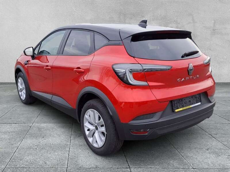 Nouă Renault Captur Evolution 101 CP (74 kW) 2025 Roșu SUV