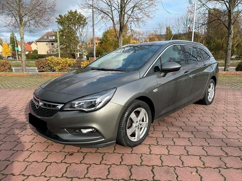 Braun Gebraucht 2018 Opel Astra Kombi | 4.250 € (Superpreis) - Bild 1/4