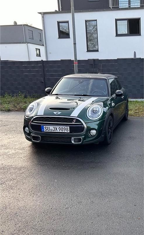 Grün Gebraucht 2017 Mini Cooper SD Kleinwagen | 10.800 € - Bild 1/4