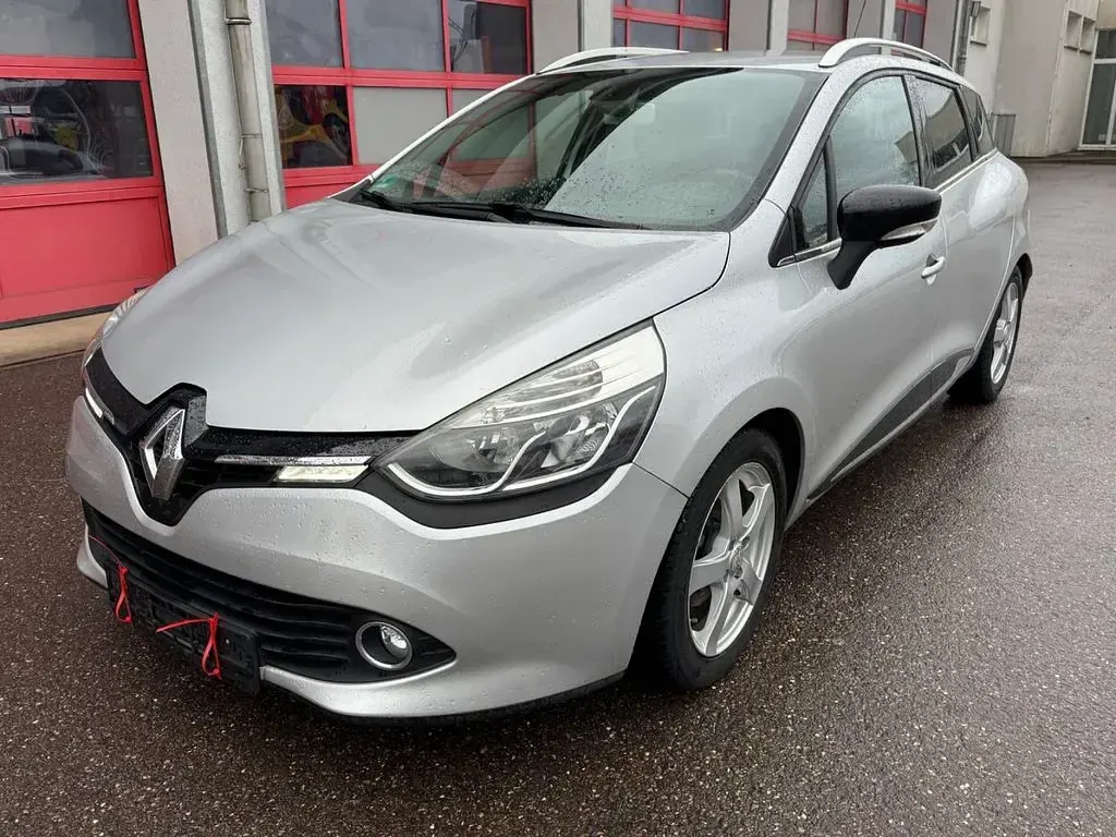 Gebraucht Renault Clio Luxe 90 PS (66 kW) 2014 Silber Limousine