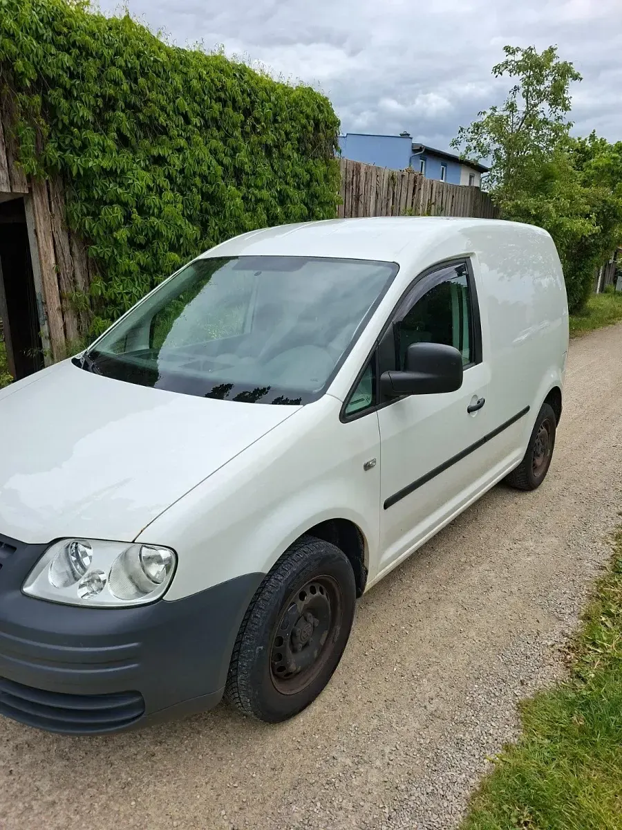Gebraucht VW Caddy 85 PS (62 kW) 2009 Weiß Van / Kleinbus