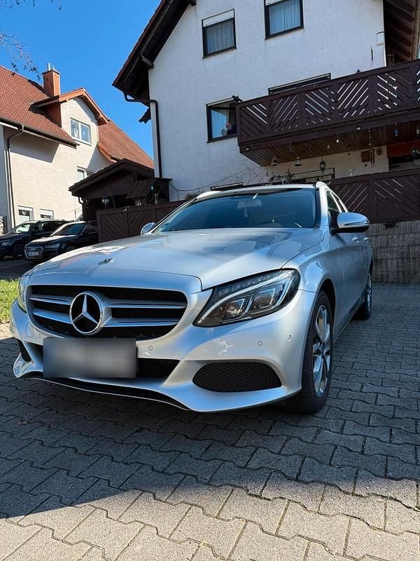 Gebraucht Mercedes C250 204 PS (150 kW) 2018 Silber Kombi
