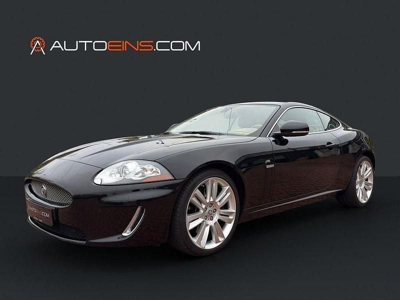 Gebraucht Jaguar XK 385 PS (283 kW) 2011 Schwarz Coupé