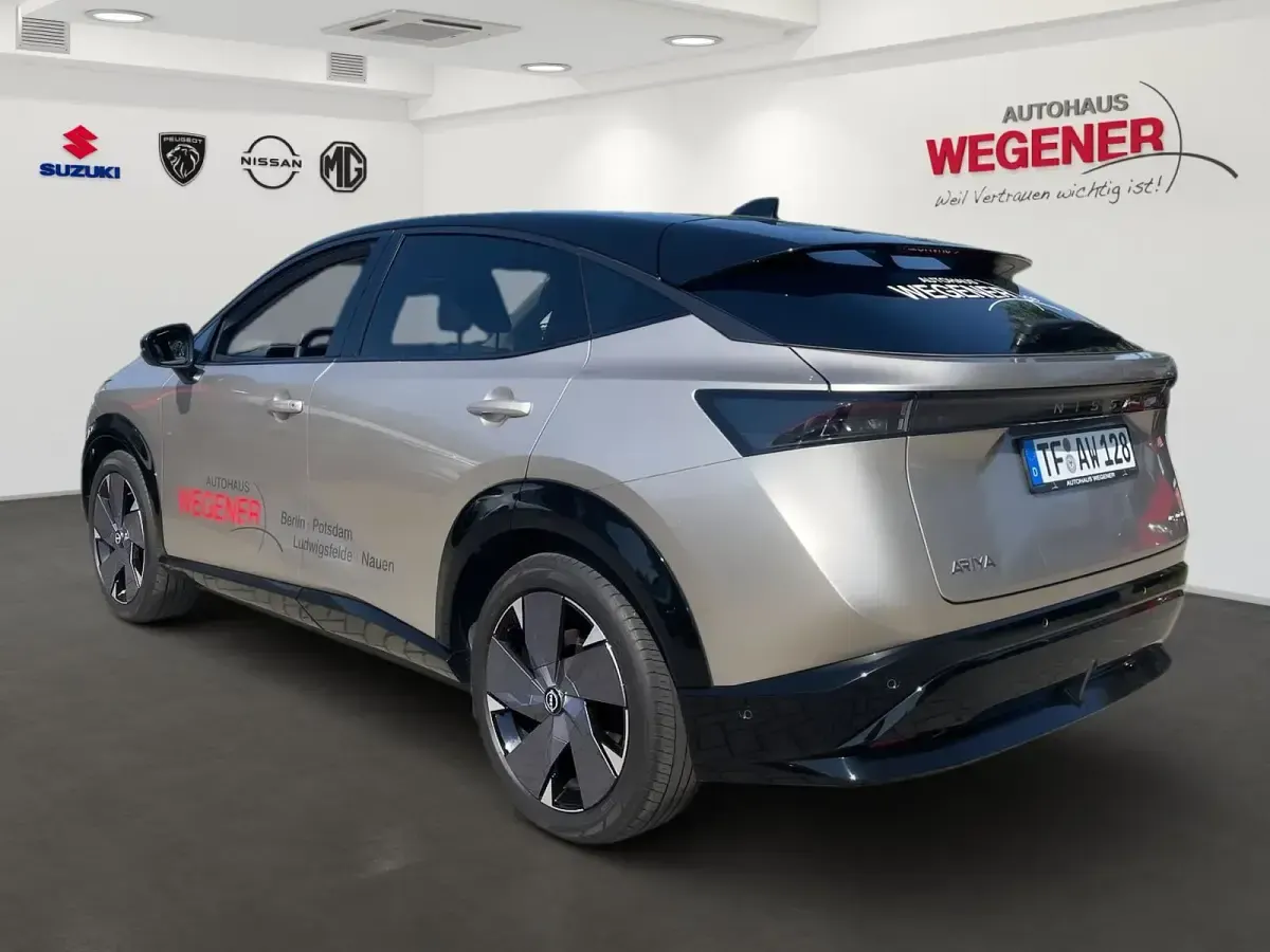 Gebraucht Nissan Ariya Evolve 225 kW (306 PS) 2025 Silver/ black SUV