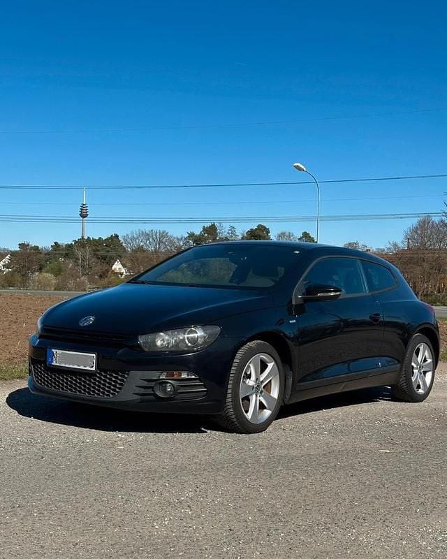 Schwarz Gebraucht 2012 VW Scirocco Match Coupé | 7.800 € (Guter Preis) - Bild 1/4