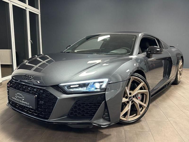 Grau Gebraucht 2022 Audi R8 Coupé Sport Coupé | 129.990 € - Bild 1/4