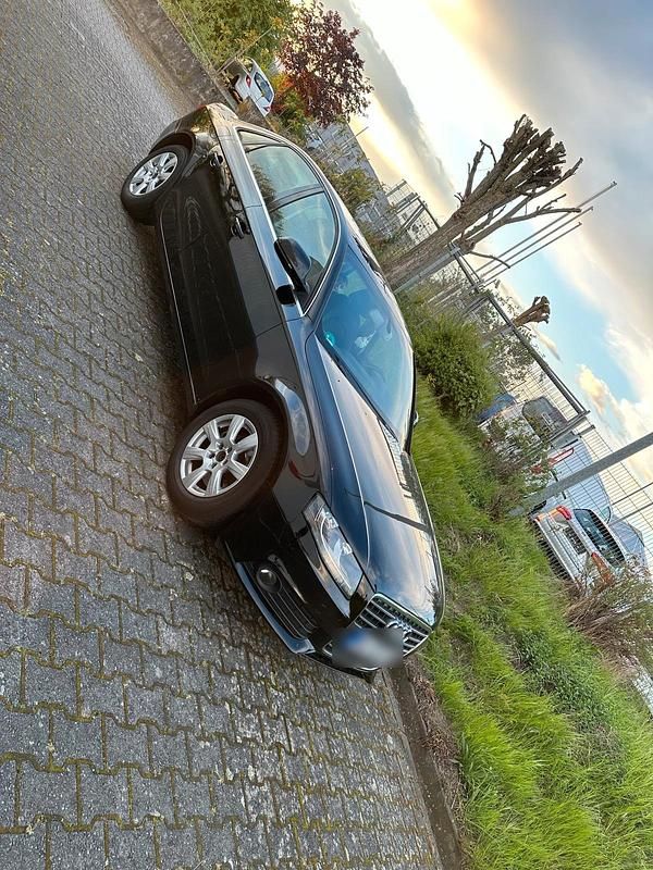 Gebraucht Audi A4 140 PS (102 kW) 2008 Schwarz Limousine