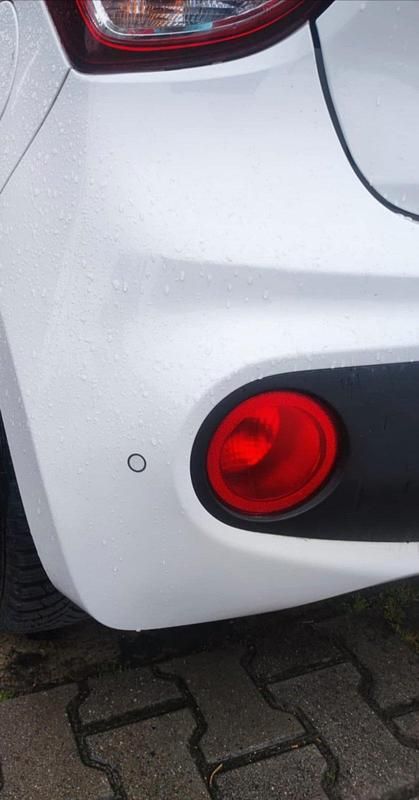 Gebraucht Hyundai i10 83 PS (61 kW) 2017 Weiß Kleinwagen