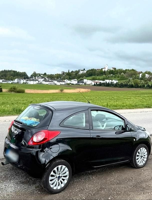Usata Ford Ka 69 CV (50 kW) 2012 Nero Utilitaria
