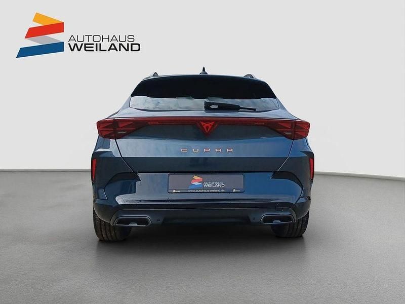 Neu Cupra Formentor 150 PS (110 kW) 2025 Magnetic grau metallic SUV