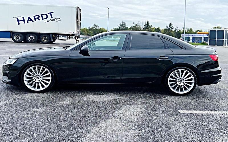 Gebraucht Audi A4 Ambiente 136 PS (100 kW) 2020 Schwarz Limousine