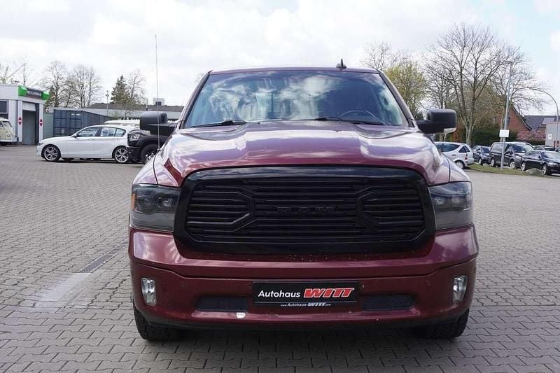 Second-hand Dodge Ram 401 CP (294 kW) 2017 Roșu Pickup