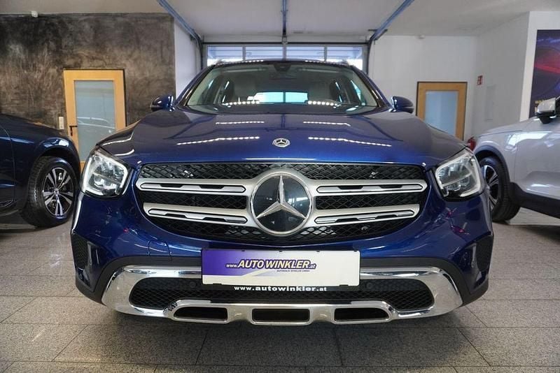 Gebraucht Mercedes GLC300e 320 PS (235 kW) 2020 Blau SUV