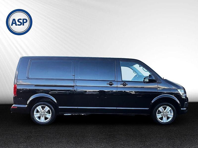 Gebraucht VW Multivan Comfortline 204 PS (150 kW) 2017 Deep black perleffekt Van