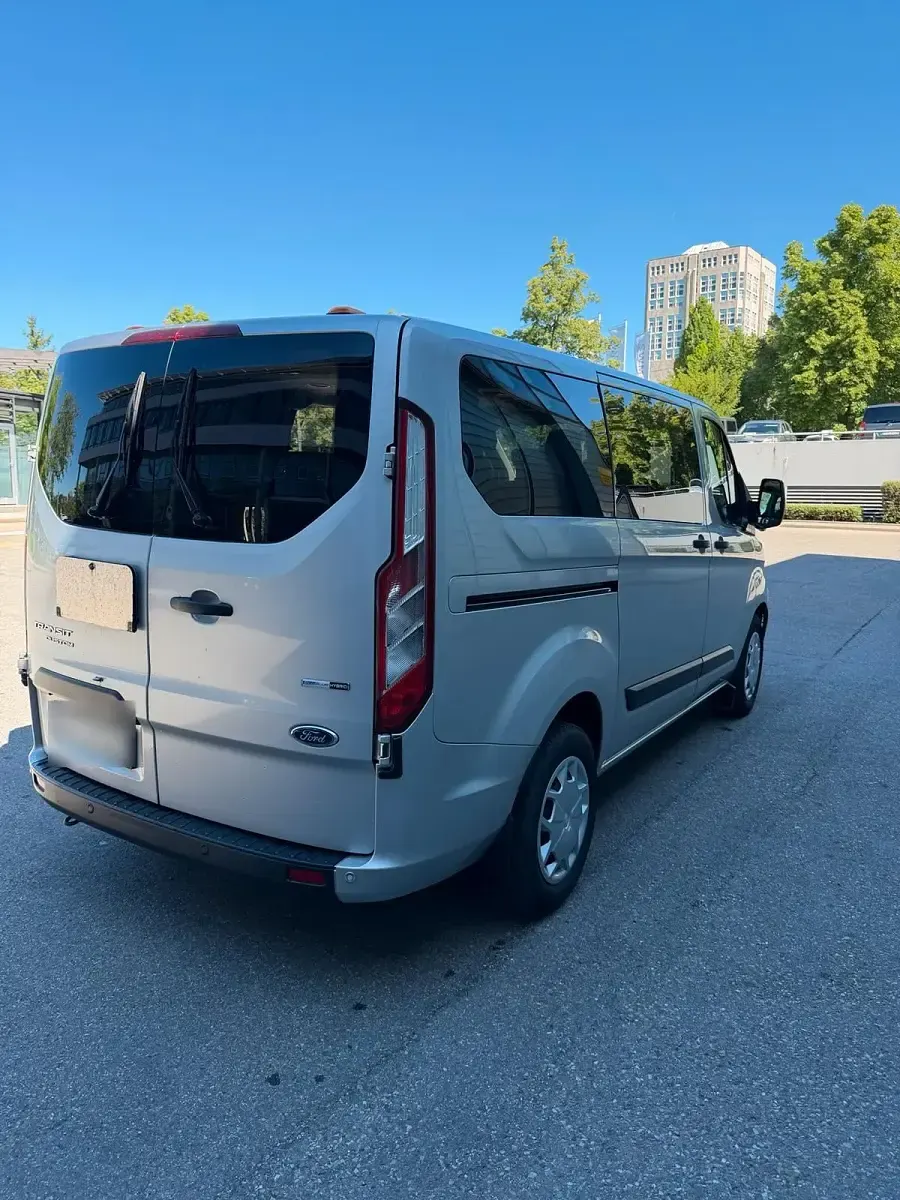 Occasion Ford Transit Custom 131 ch (96 kW) 2021 Argent Break