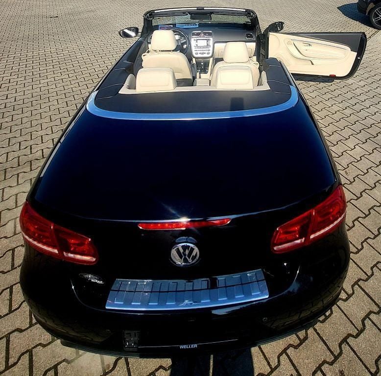 Second-hand VW Eos Cup 211 CP (155 kW) 2014 Negru Cabrio