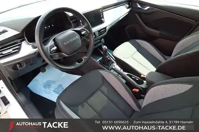 Gebraucht Skoda Kamiq Selection 116 PS (85 kW) 2025 Weiß SUV