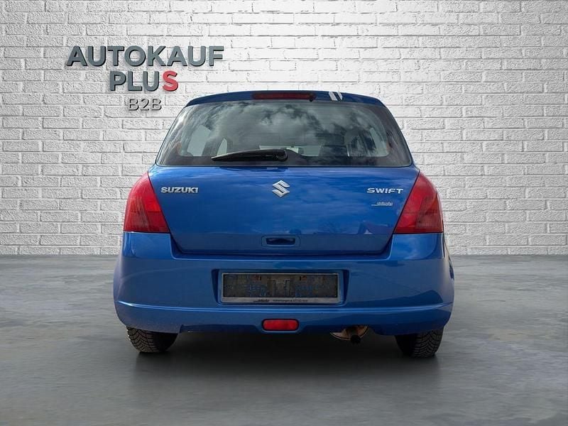 Gebraucht Suzuki Swift 92 PS (67 kW) 2006 Blau Kleinwagen