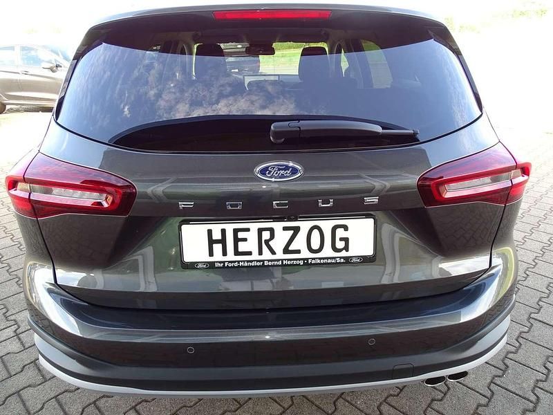 Neu Ford Focus Active X 155 PS (114 kW) 2026 Magneticgrau (metallic) Kombi