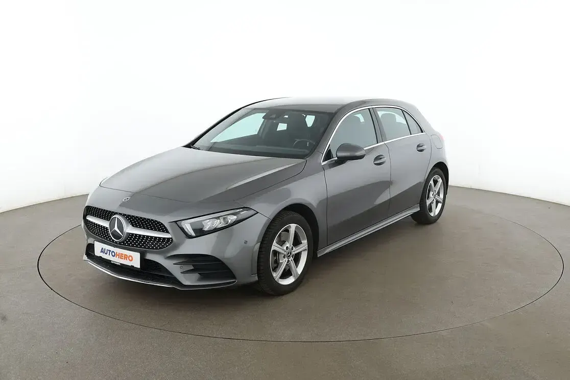 Gebraucht Mercedes A250 AMG line 102 PS (75 kW) 2021 Limousine