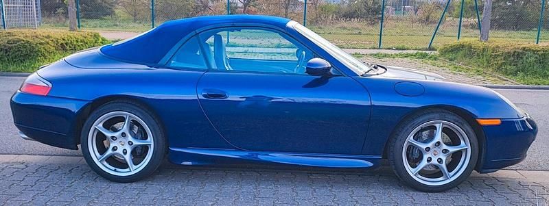 Gebraucht Porsche 911 Carrera Cabriolet 300 PS (220 kW) 2001 Blau Cabrio