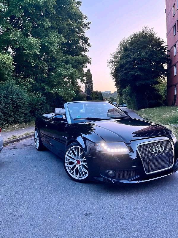 Schwarz Gebraucht 2003 Audi A4 Cabriolet Cabrio | 5.499 € (Fairer Preis) - Bild 1/4