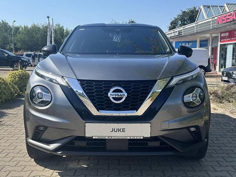 Gebraucht Nissan Juke Enigma 114 PS (83 kW) 2021 Grau SUV