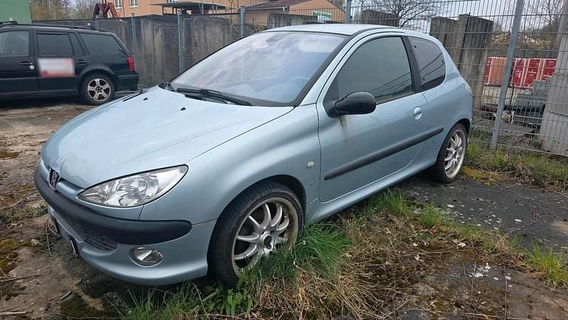 Gebraucht Peugeot 206 S16 136 PS (100 kW) 2002 Silber Kleinwagen