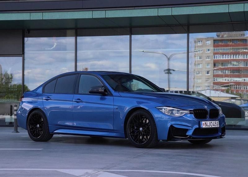 Blau Gebraucht 2018 BMW 340 M Sport Limousine | 25.000 € (Guter Preis) - Bild 1/4