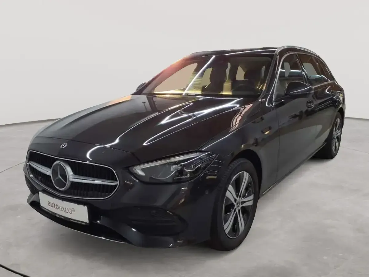 Gebraucht Mercedes C300e Avantgarde 204 PS (150 kW) 2023 Graphitgrau metallic Kombi