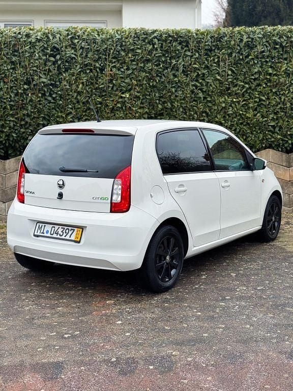 Gebraucht Skoda Citigo Elegance 60 PS (44 kW) 2013 Weiß Kleinwagen