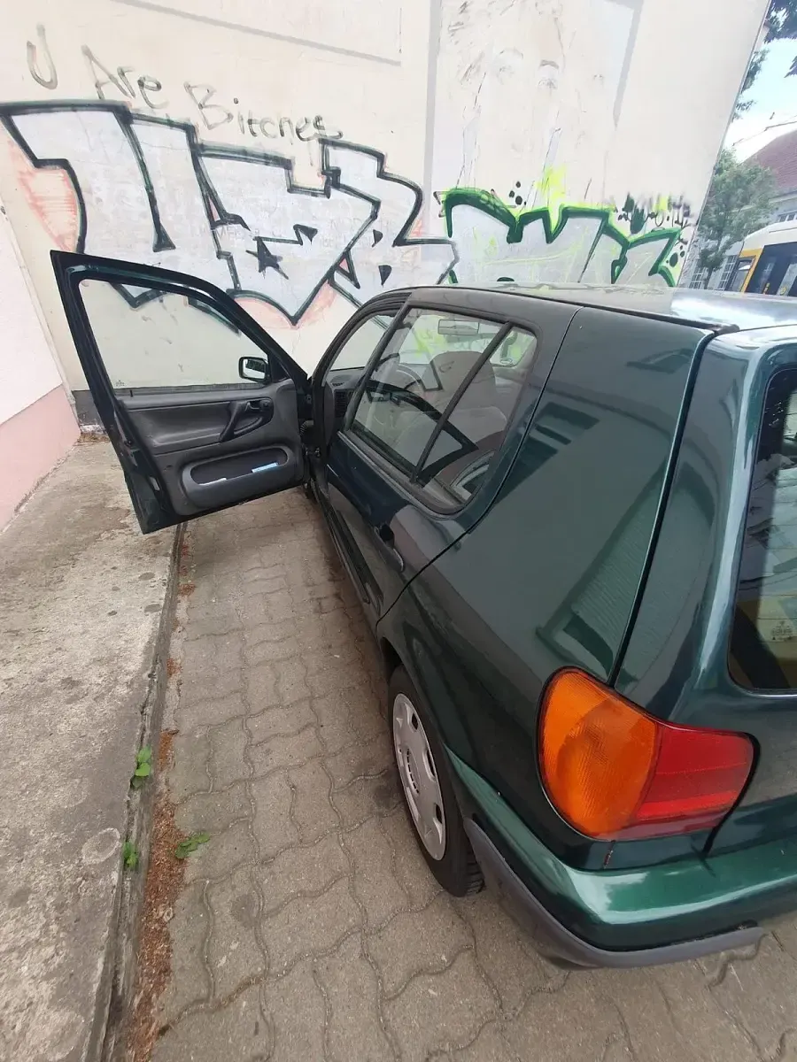 Gebraucht VW Polo 60 PS (44 kW) 1998 Grün Kleinwagen