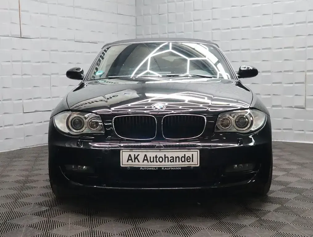 Gebraucht BMW 120 Cabriolet Advantage 170 PS (125 kW) 2008 Schwarz Cabrio