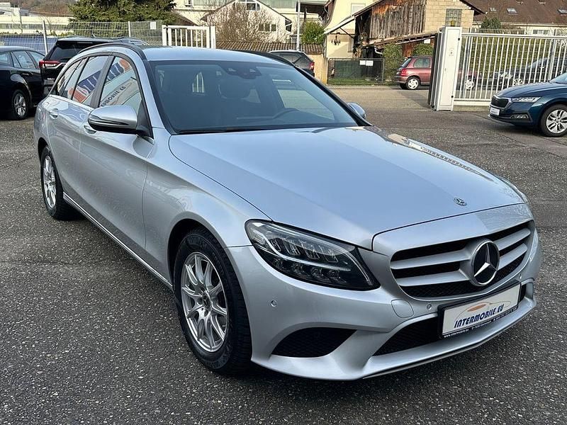 Gebraucht Mercedes C200 160 PS (117 kW) 2021 Silber Limousine