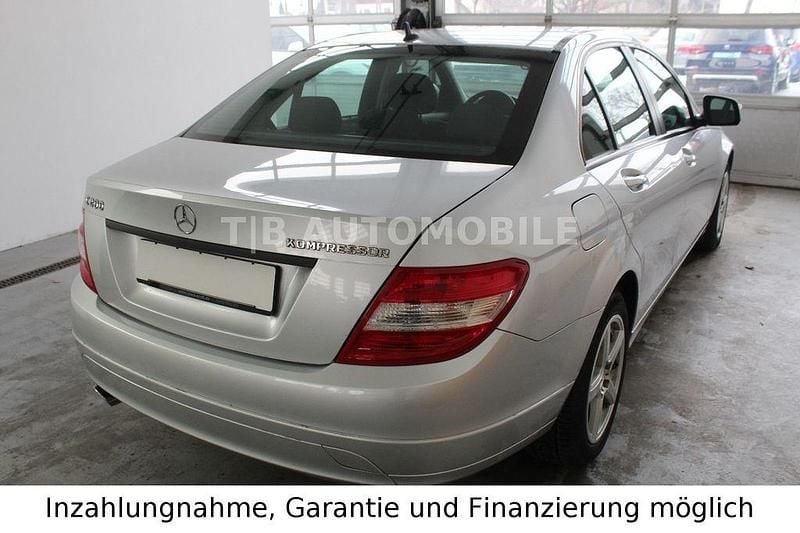 Gebraucht Mercedes C200 184 PS (135 kW) 2007 Silber Limousine