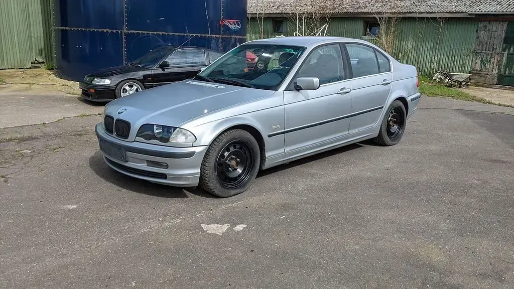Second-hand BMW 320 150 CP (110 kW) 1998 Gri Berlinǎ